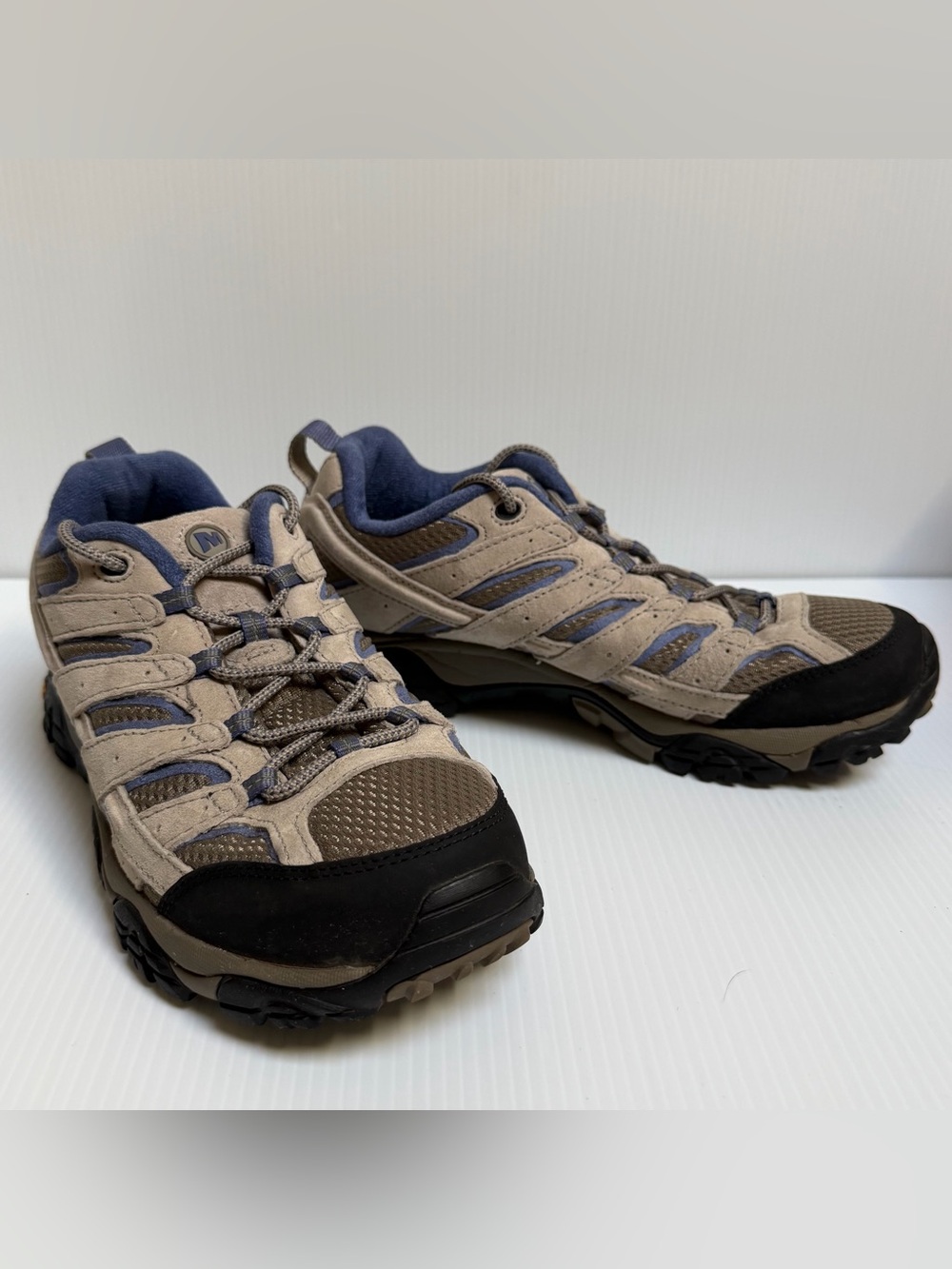 Women’s Merrell Moab Beige/Blue/Black Trail Running/Hiking Shoes